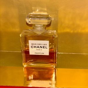 Chanel Les Exclusifs Bois Des Iles Parfum